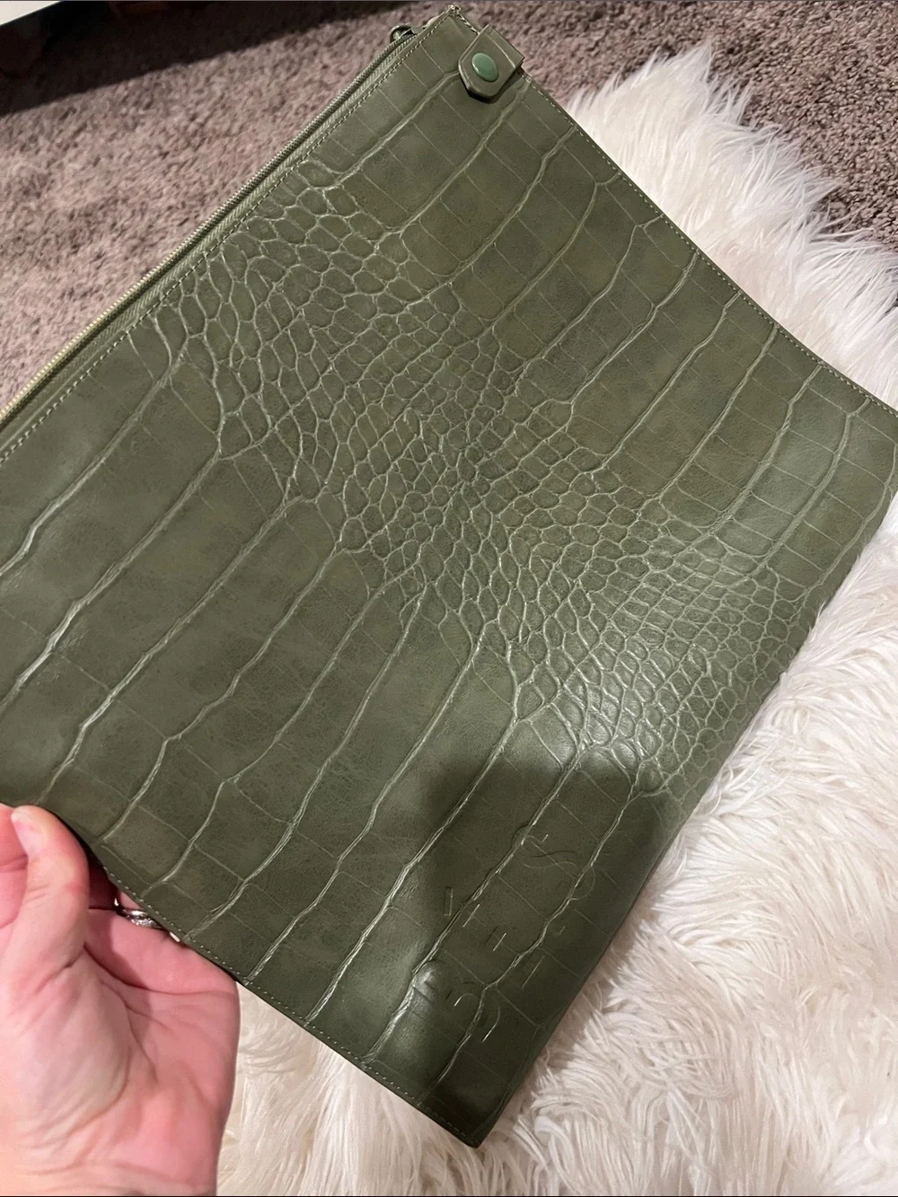 BEIS Olive Green Croc-Embossed Laptop Sleeve